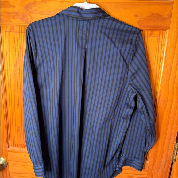 CHICO'S XL BLUE/BLACK STRIPED NO IRON SHIRT - Picture 2 of 4